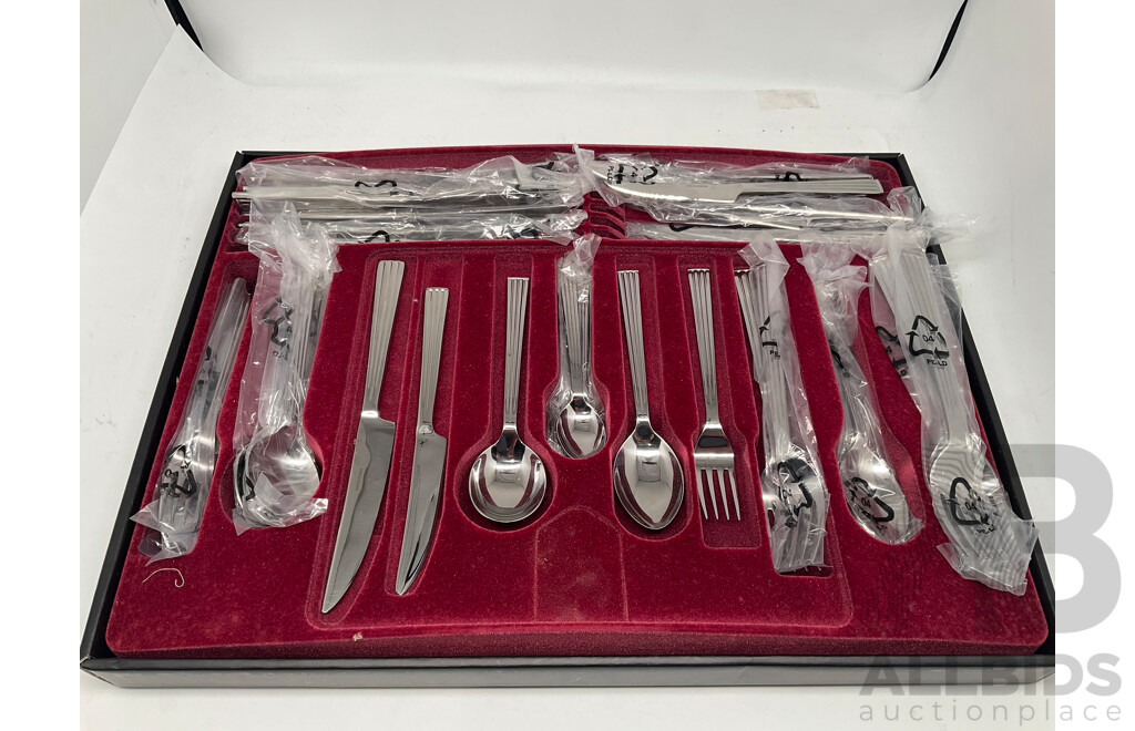 Grosvenor Silver Plate 55 Piece Cutlery Set in Box