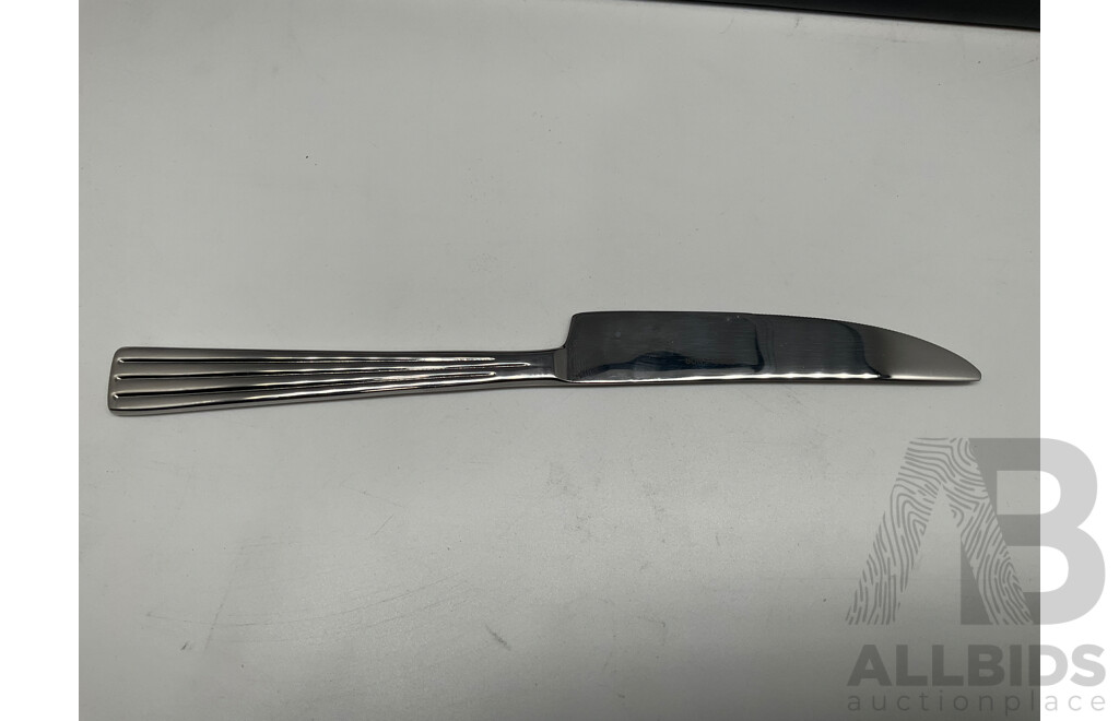 Grosvenor Silver Plate 55 Piece Cutlery Set in Box