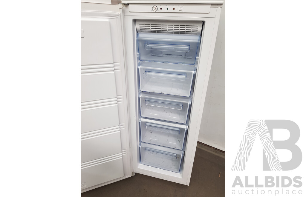 Hisense (HR6VFF177A) 1 Door White Freezer