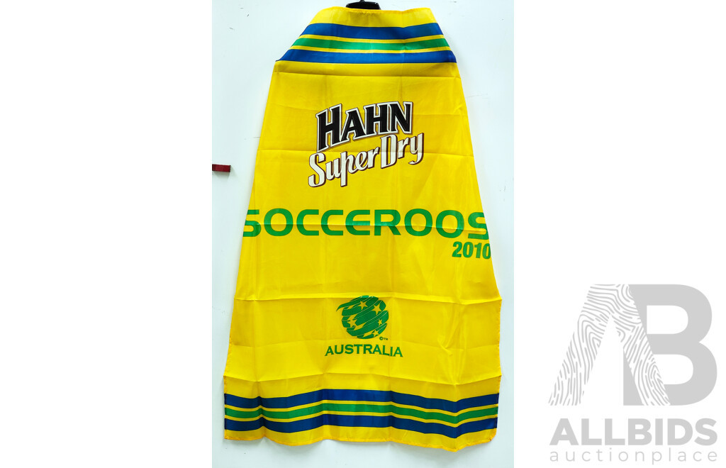 Australia Socceroos 2010 World Cup Hahn Super Dry Scarf, Beanie, and Banner