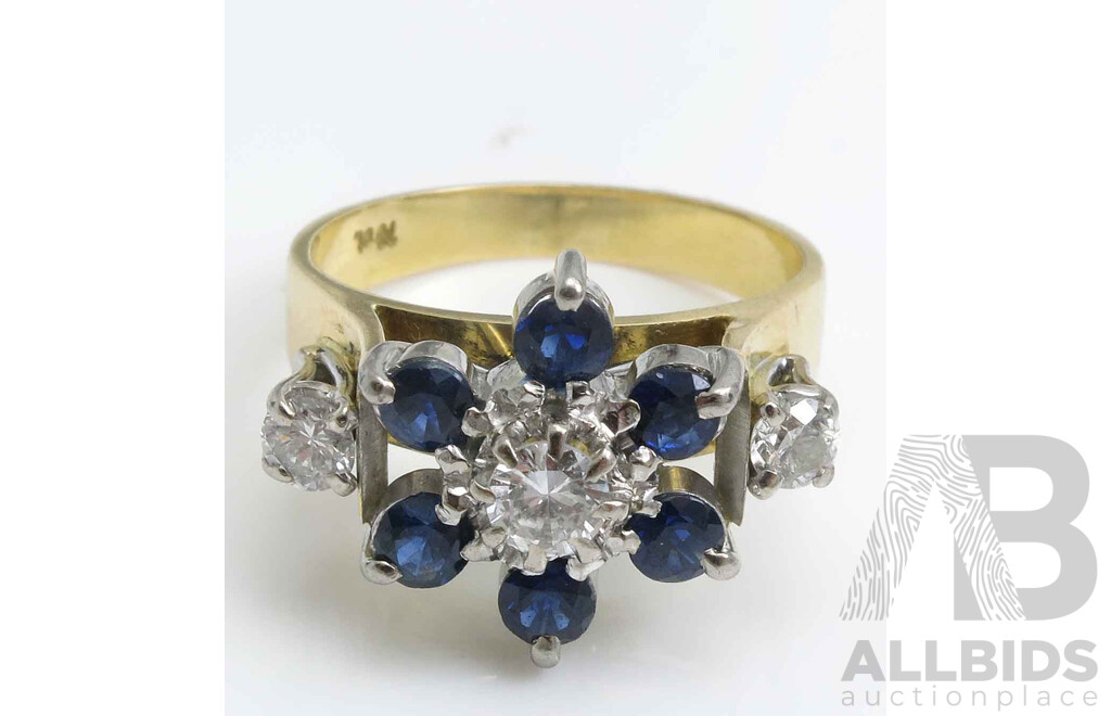 Nice Sapphire & Diamond Ring. 18ct Gold