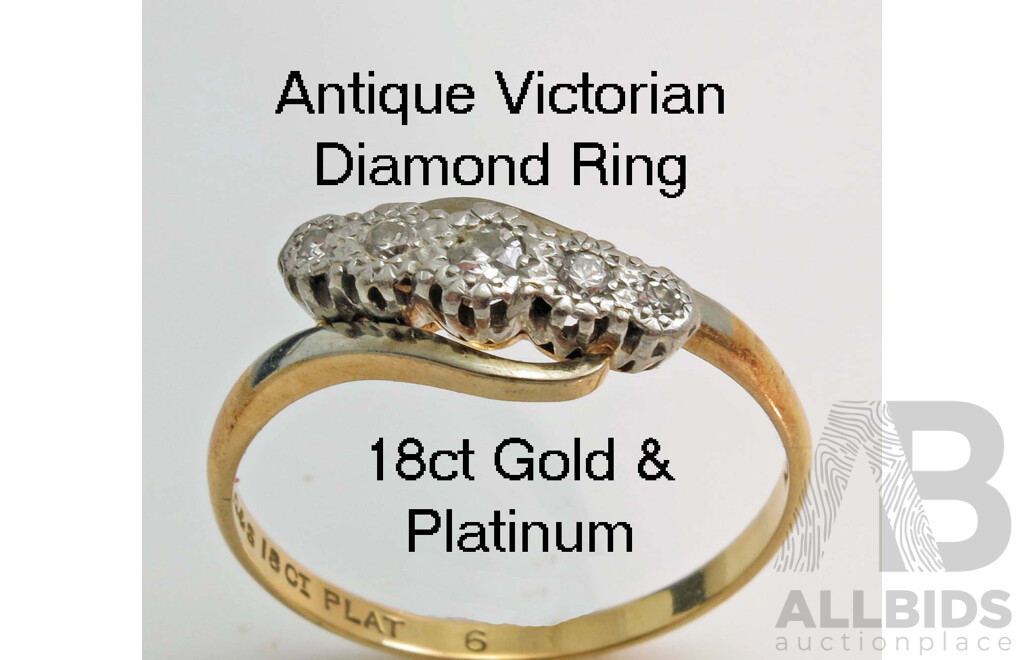 Antique Diamond Ring. 18ct Gold & Platinum