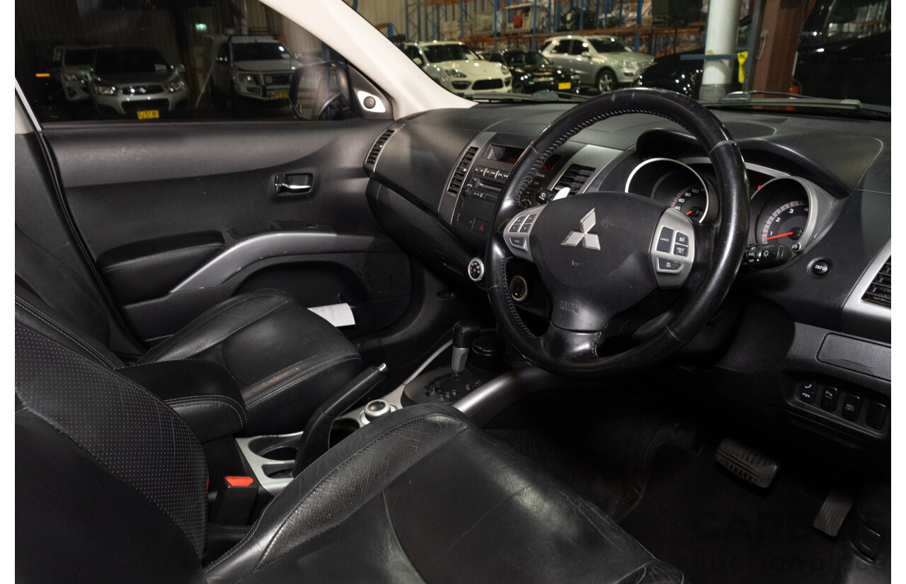 7/2007 Mitsubishi Outlander VR-X 4x4 (7 Seat) ZG MY08 4d Wagon Silver V6 3.0L