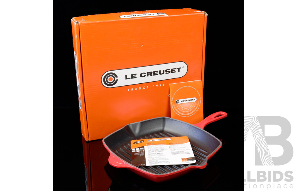 Le Creuset Enamelled Cast Iron Grill Pan in Original Box