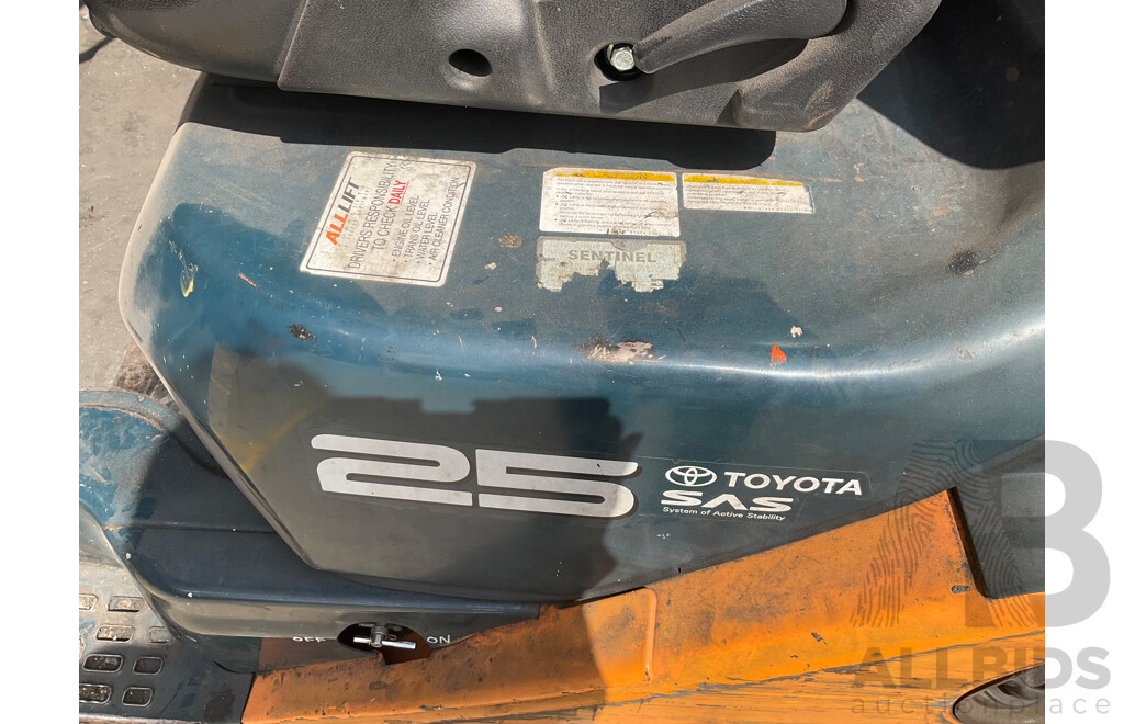 TOYOTA 62-8FD25 (Model E62) Forklift - Flame Proof