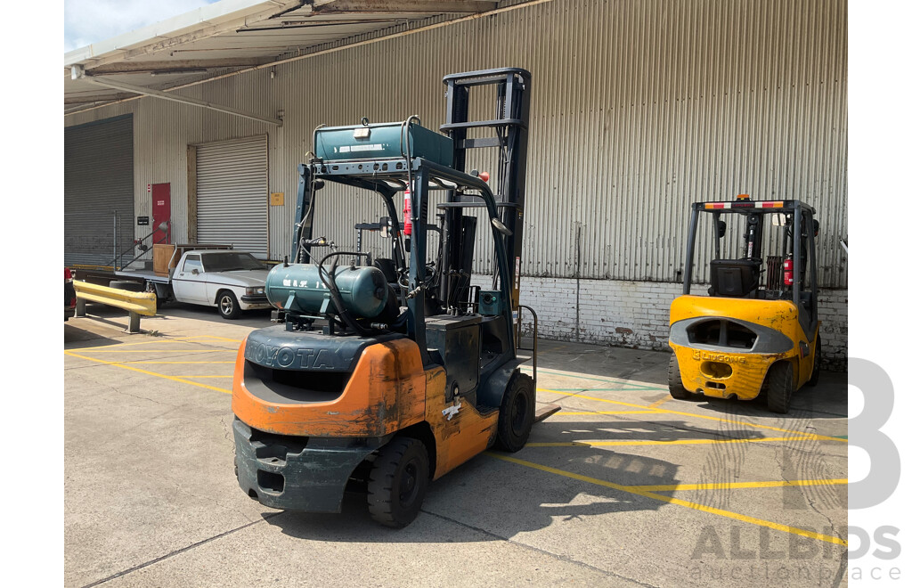 TOYOTA 62-8FD25 (Model E62) Forklift - Flame Proof
