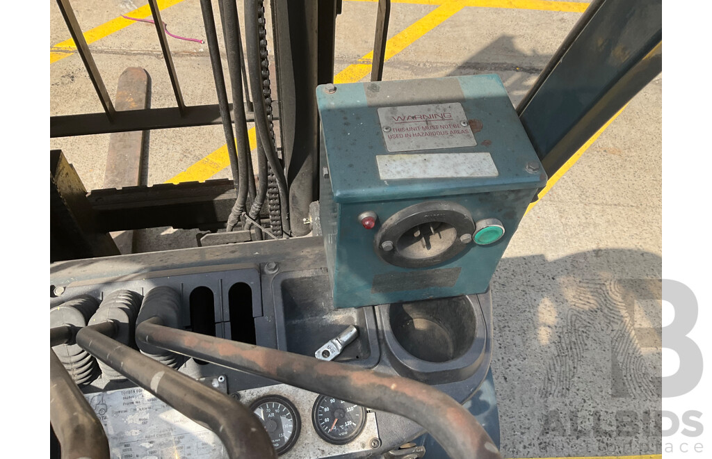 TOYOTA 62-8FD25 (Model E62) Forklift - Flame Proof