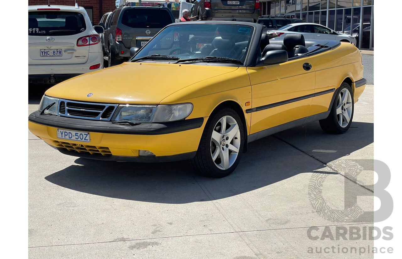 3/1998 Saab 900 SE 2.0T  2d Convertible Yellow 2.0L