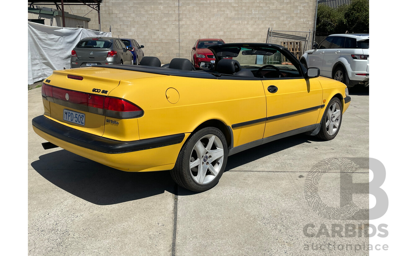 3/1998 Saab 900 SE 2.0T  2d Convertible Yellow 2.0L