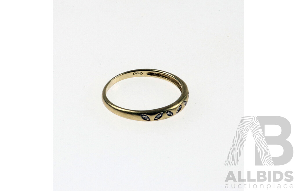 9ct Yellow Gold & Diamond Set Dainty Leaf Design Ring, Size Q, 1.55 Grams