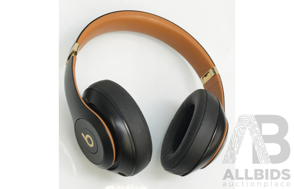 BEATS Studio 3 Noise Cancelling Over-Ear Headphones