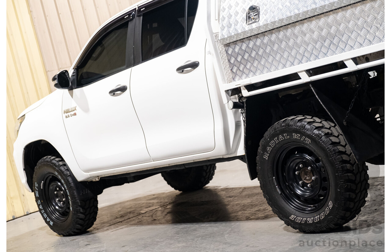 03/2019 Toyota Hilux SR (4x4) GUN126R MY19 4d Dual Cab White Turbo Diesel 2.8L