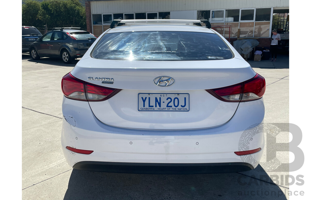 5/2014 Hyundai Elantra Trophy MD SERIES 2 (MD3) 4d Sedan White 1.8L