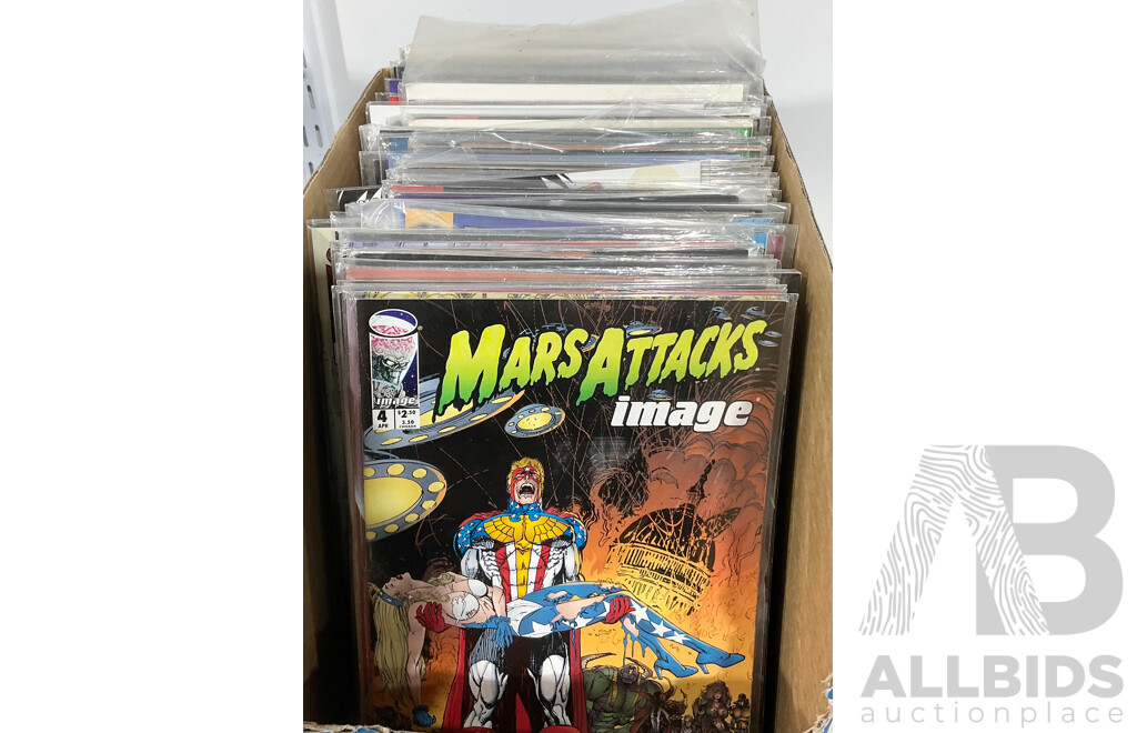 Large Mixed Collection of Vintage Comics Featuring Mars Attacks, Starlord and Much More