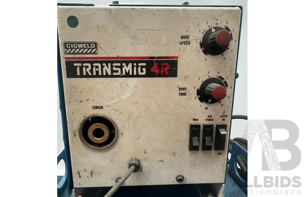 Cigweld Transmig HD 400 3 Phase Welder with Transmig 4R Wire Feeder