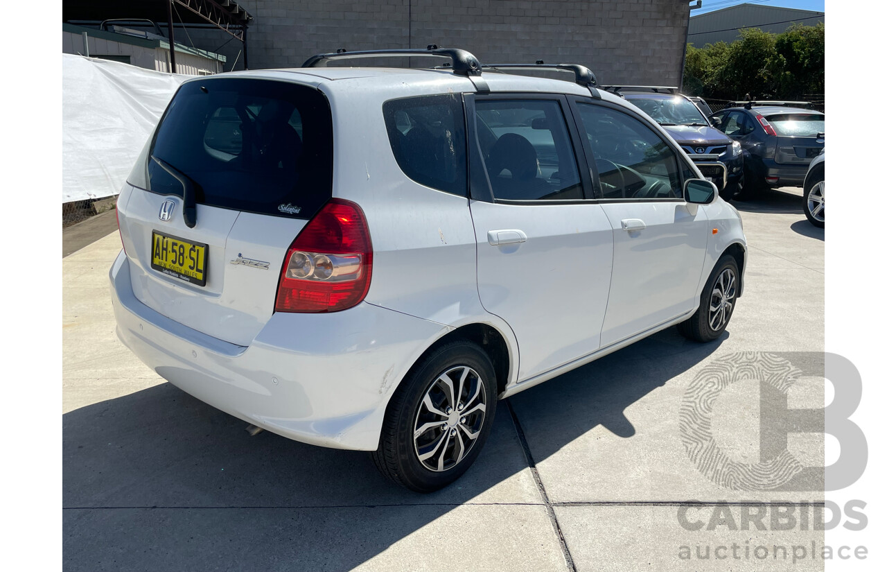 7/2005 Honda Jazz VTi UPGRADE 5d Hatchback White 1.5L