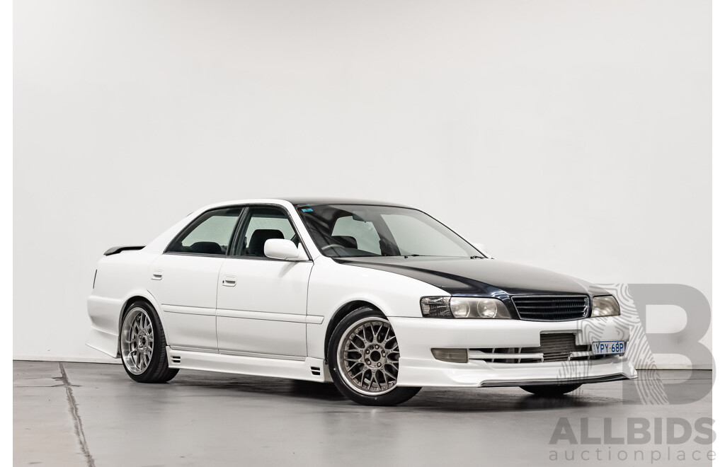 Kyosho 1/43 TOYOTA CHASER 2.5 Tourer V (JZX100) 1998 White