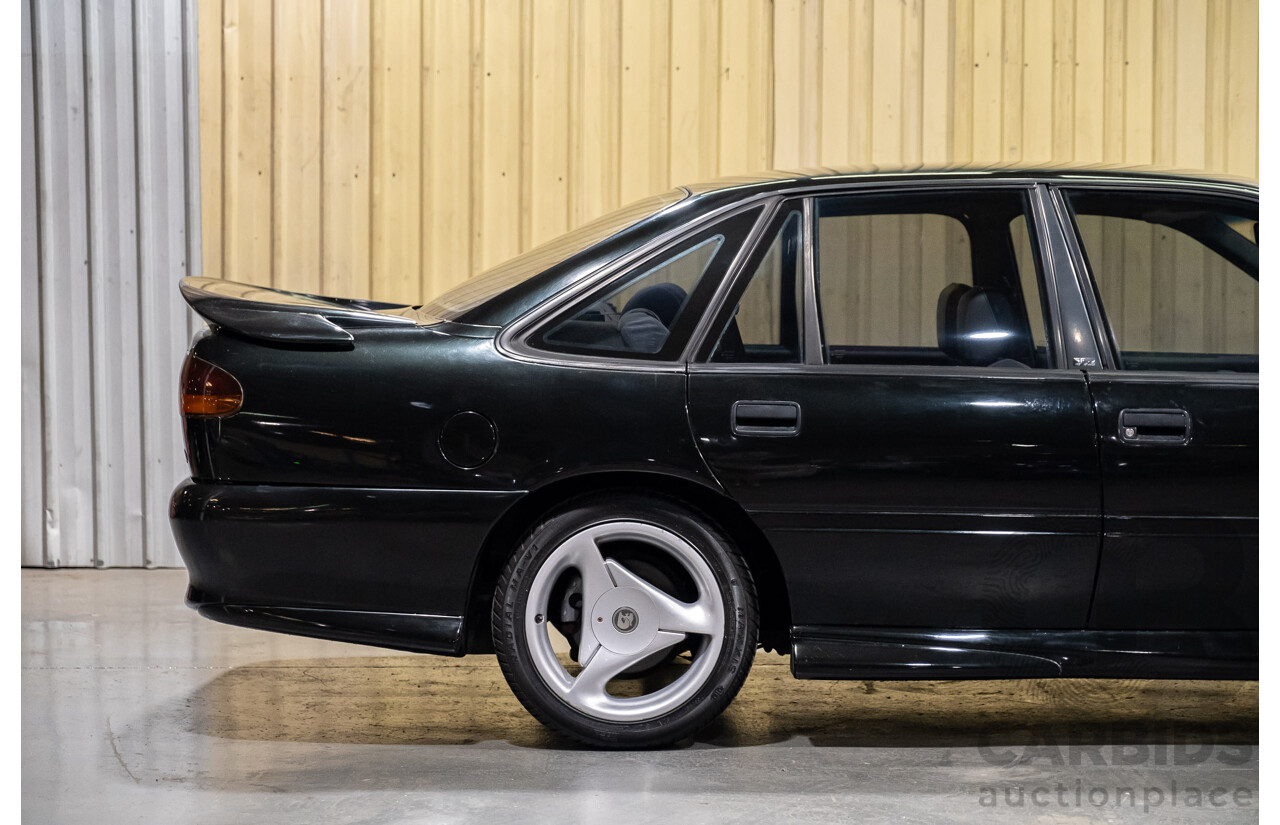 6/1996 Holden HSV Clubsport VS 185i Build No.1094 4d Sedan Black V8 5.0L