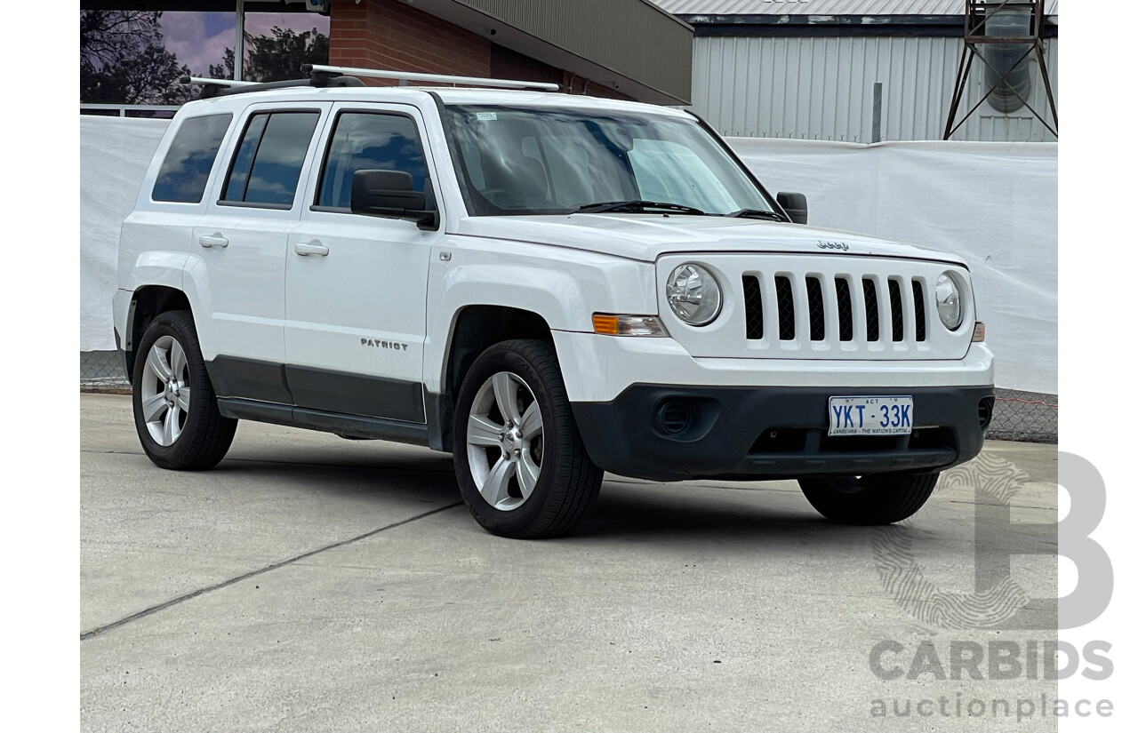 12/2013 Jeep Patriot Sport (4x2) MK MY14 4d Wagon White 2.0L