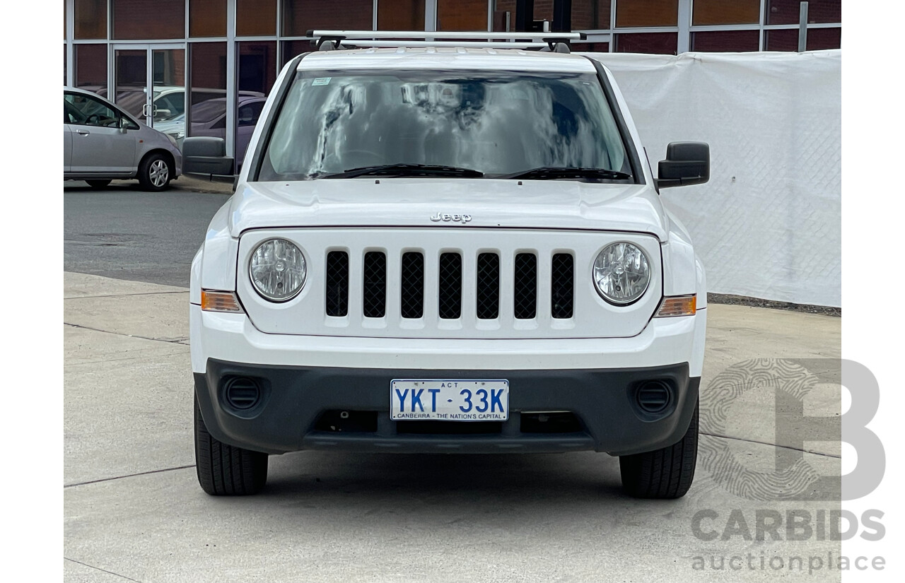 12/2013 Jeep Patriot Sport (4x2) MK MY14 4d Wagon White 2.0L