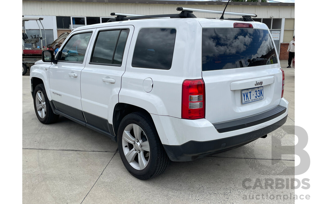 12/2013 Jeep Patriot Sport (4x2) MK MY14 4d Wagon White 2.0L