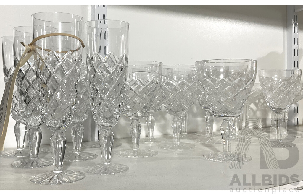 Collection 23 Matching Crystal Stemware in Diamond Pattern