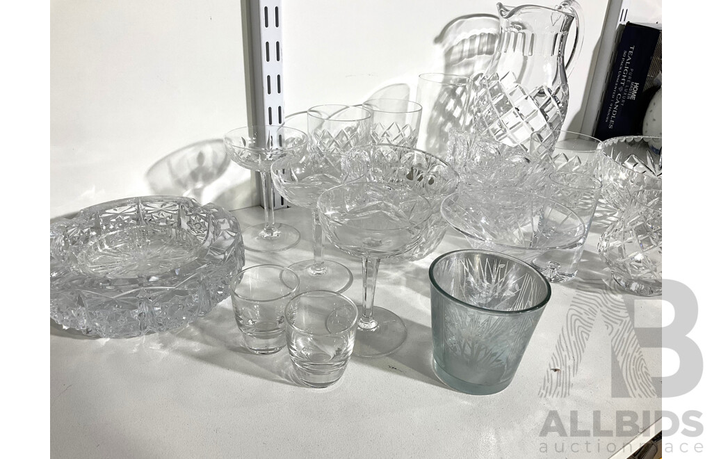 Collection Vintage Crystal Pieces Including Jug, Ashtrays, Set Eight Shallow Bowls and More