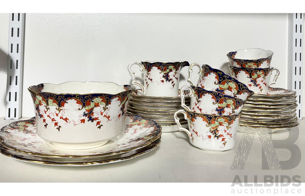 Vintage 27 Piece English Porcleain Orient Tea Set