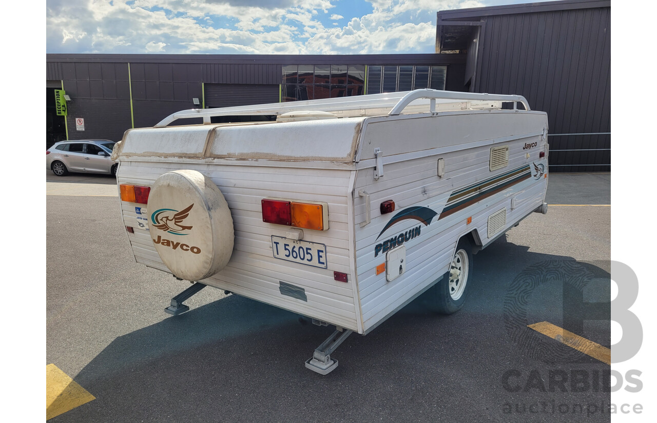 8/2003 Jayco Penguin Caravan Trailer -White