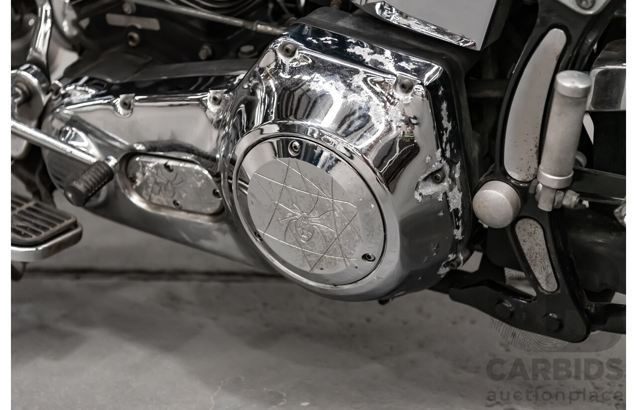 12/1995 Harley Davidson Heritage Softail Classic 1340cc (FLSTC) Vivid Black & Silver/Grey