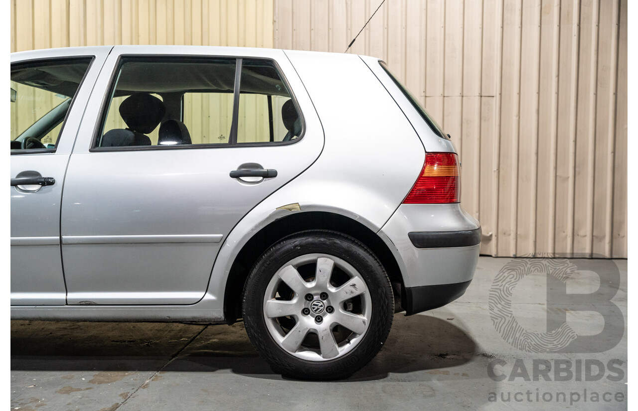 11/2000 Volkswagen Golf GL 5d Hatchback Silver 1.6L