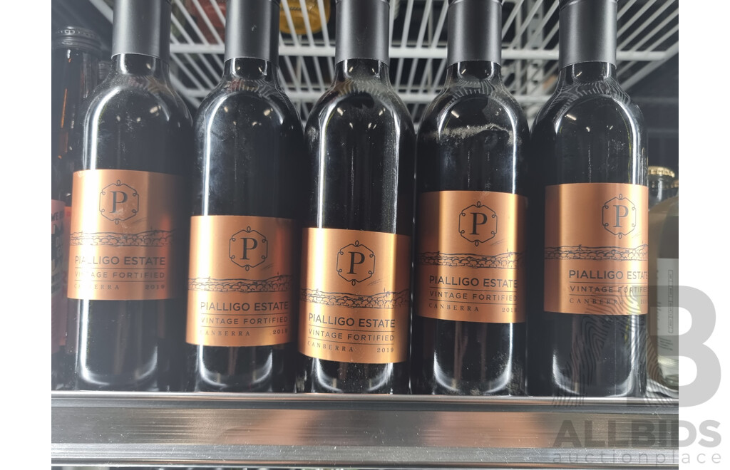 Assorted Drinks Including Pialligo Estate's Chardonnay, Prosecco, Moscato, Rosé, Sauvignon Blanc & Riesling  ORP $980