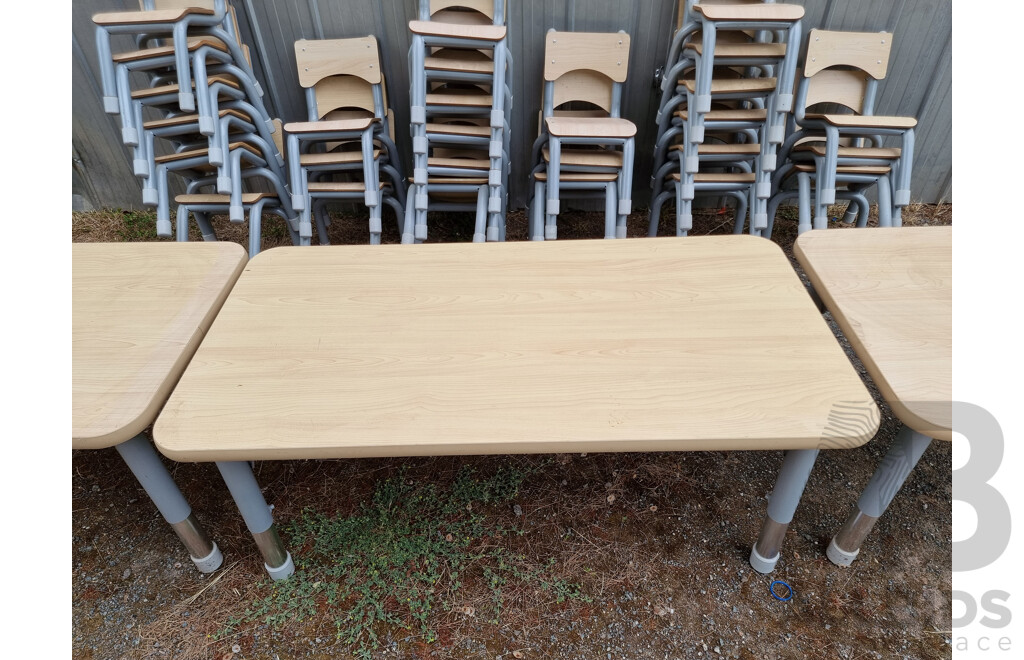 Laminated Plywood Kid's Classroom Chairs & Height Adjustable Tables