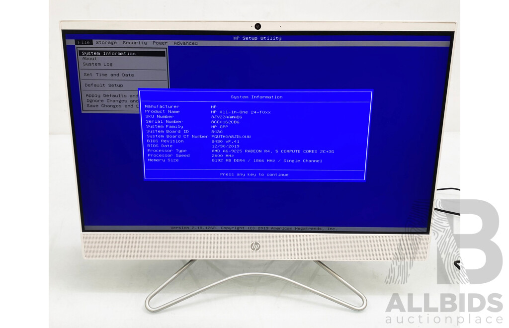 HP (TPC-Q048-24) AMD (A6-9225) 2.6GHz-3.1GHz 2-Core CPU 24-Inch All-in-One Computer