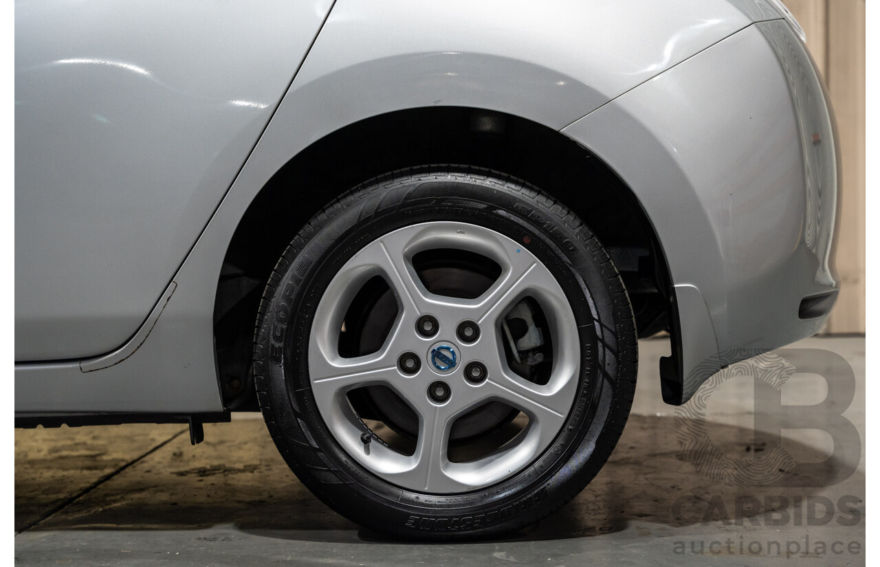 12/2014 Nissan Leaf ZE0 5d Hatchback Silver EV - Dedicated Electric Car