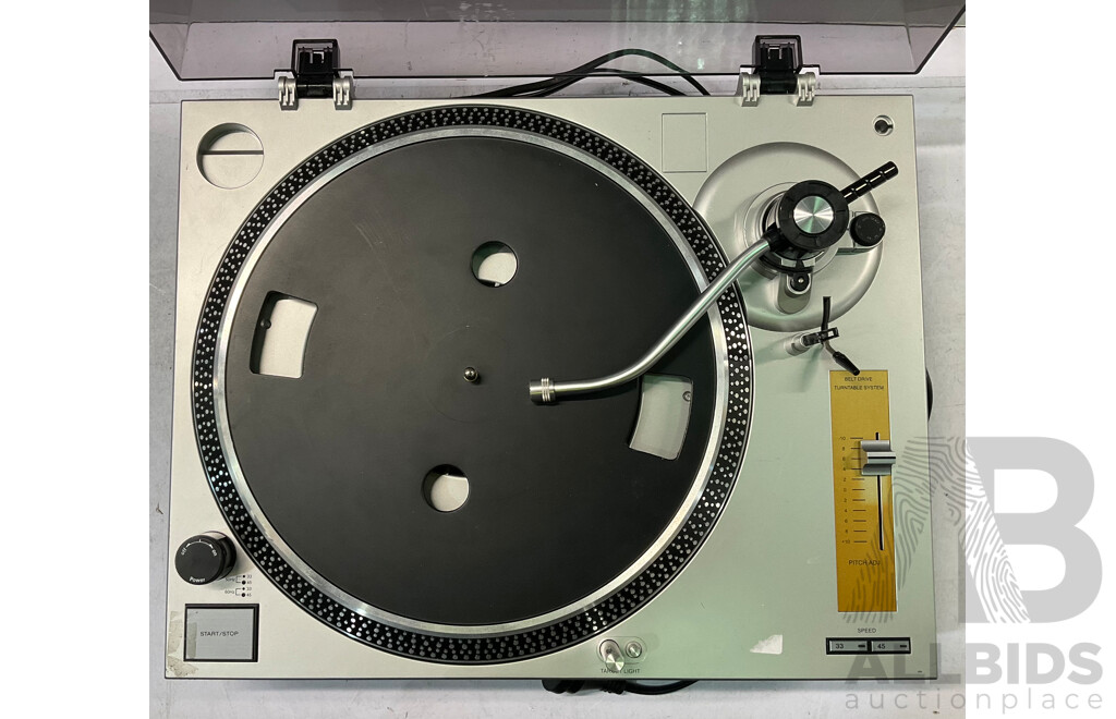 SHERWOOD (PM-9805) Turntable - Estimated ORP $399.00