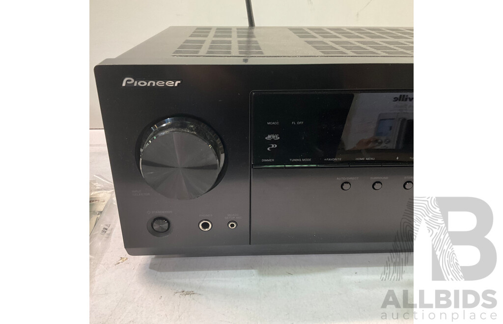 Pioneer VSX-832 AV Receiver - ORP $899.00