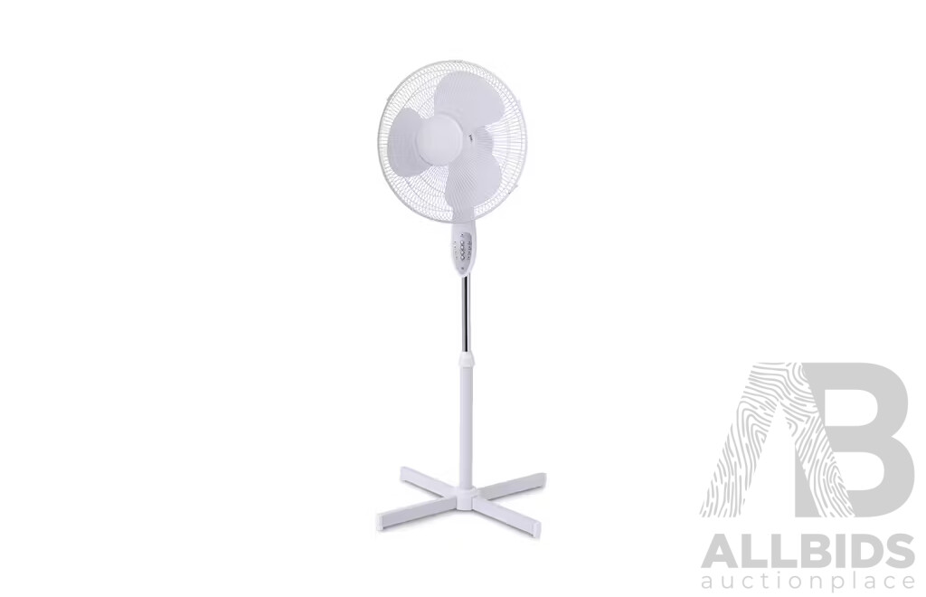 GOLDAIR 40cm Pedestal Floor Fan X2 & 45cm Pedestal Fan (Black) X1 Fan - Lot of 3 - ORP $199.00