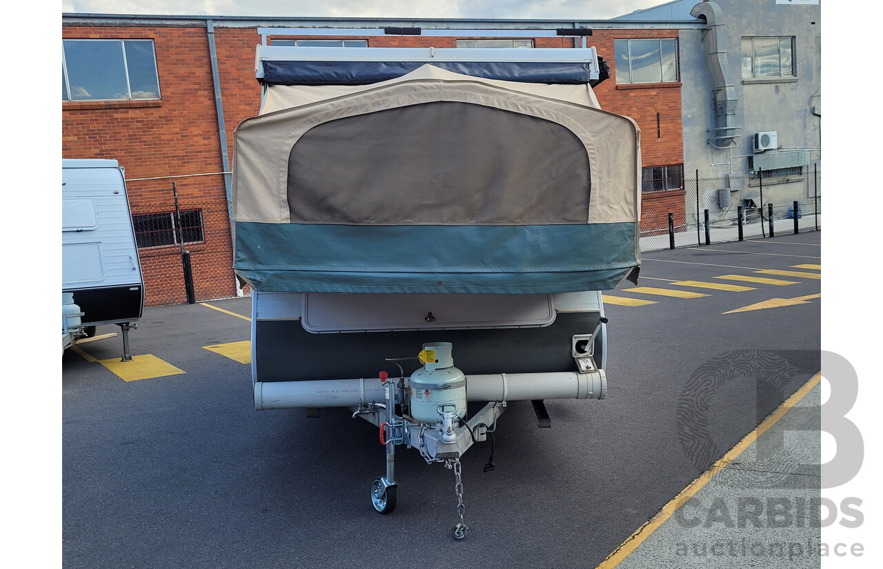 12/2003 Jayco Hawk Caravan Trailer - White