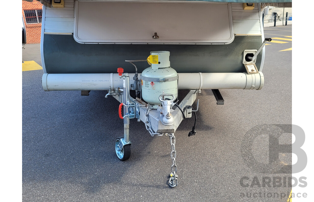12/2003 Jayco Hawk Caravan Trailer - White