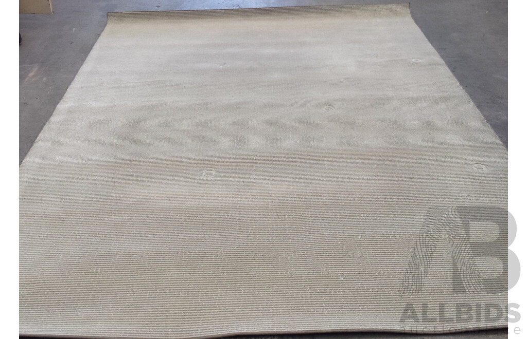 Beige Floor Rug (1.8m X 2.7m)