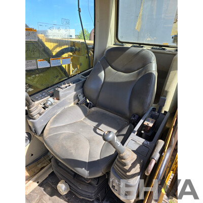 2006 Caterpillar (CAT) 320C 20 Tonne Crawler Hydraulic Excavator Turbo Diesel 138hp - Grey Import