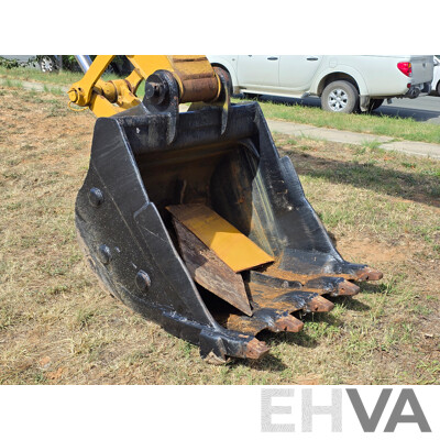 2006 Caterpillar (CAT) 320C 20 Tonne Crawler Hydraulic Excavator Turbo Diesel 138hp - Grey Import