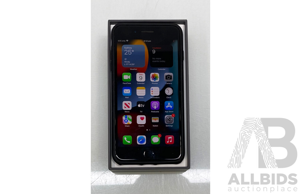 Apple (A1864) 5.5-Inch LTE 64GB IPhone 8 Plus (Black)