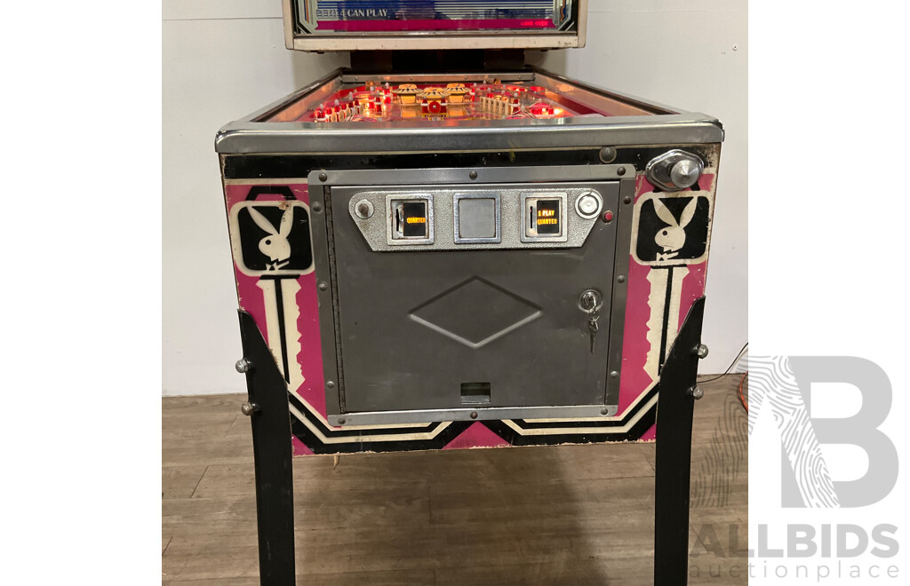 PLAYBOY 1978 (Bally) Pinball Machine