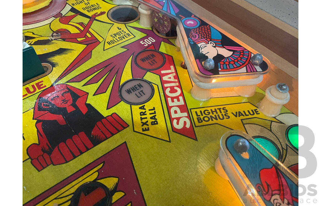 CLEOPATRA 1977 (Gottlieb) Pinball Machine