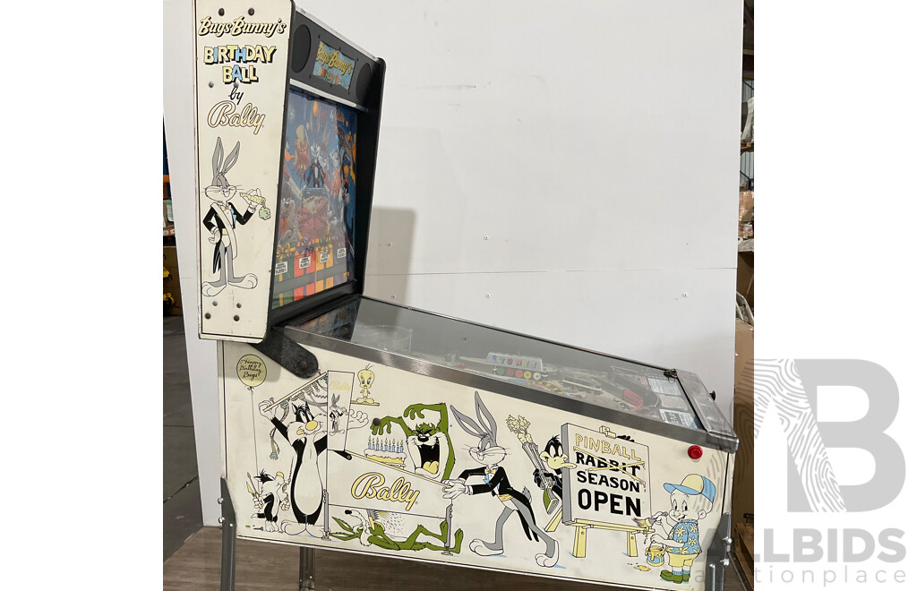 Bugs Bunny's Birthday Ball 1990 (Bally) Pinball Machine