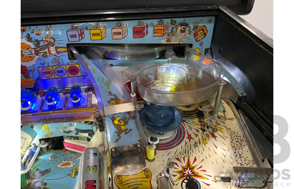Bugs Bunny's Birthday Ball 1990 (Bally) Pinball Machine