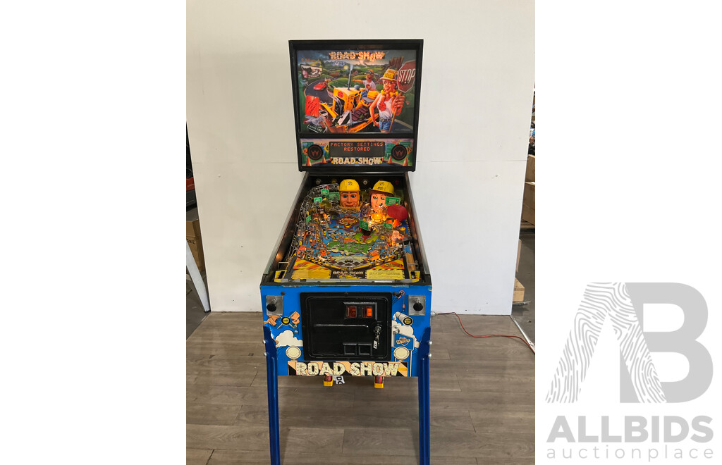 RED & TED'S ROAD SHOW (Williams) Pinball Machine