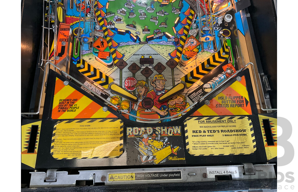 RED & TED'S ROAD SHOW (Williams) Pinball Machine